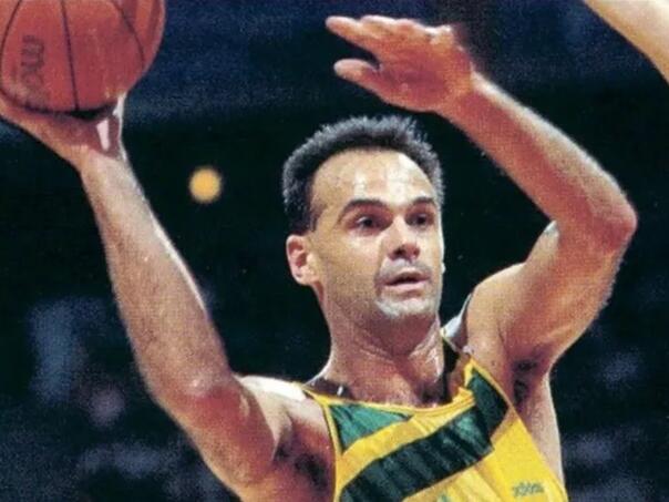 Preminuo legendarni brazilski košarkaš Oscar Schmidt