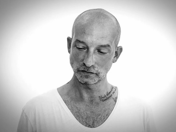 Preminuo legendarni njemački DJ i producent Tomcraft