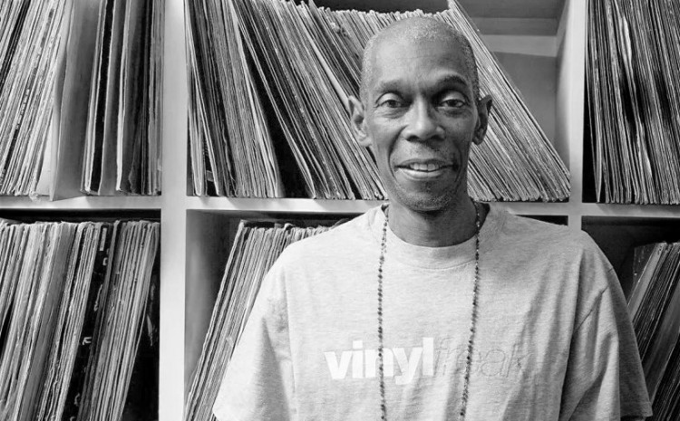 Preminuo Maxi Jazz, pjevač legendarnih "Faithlessa"