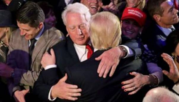 Preminuo mlađi brat Donalda Trumpa