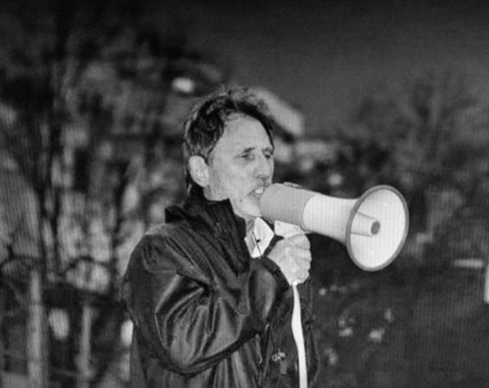 Preminuo Mušica – usamljeni demonstrant koji je godinama davao glas Mostaru