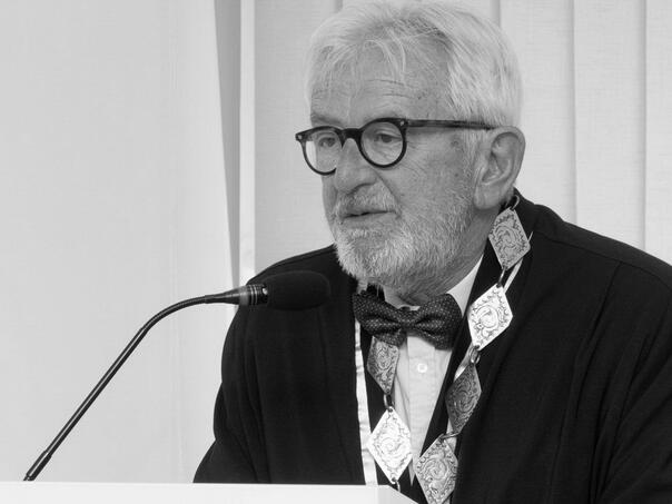 Preminuo Nedžad Mulabegović, bivši rektor UNSA-e i dekan Medicinskog fakulteta