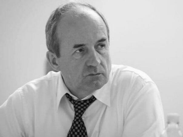 Preminuo novinar Janusz Bugajski