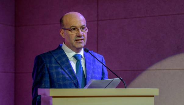 Preminuo Rafet Husović