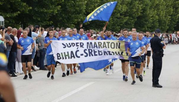 Prešli 500 kilometara kako bi odali počast žrtvama genocida
