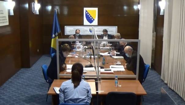 Prestanak mandata Senaidu Begiću i Elmedinu Voloderu
