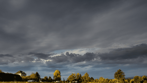 Pretežno oblačno jutro u BiH, u većem dijelu zemlje registrovana kiša