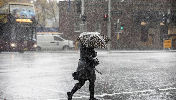 Pretežno oblačno vrijeme sa susnježicom i snijegom i narednih dana
