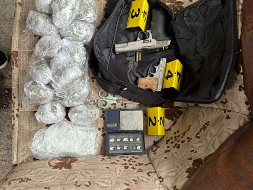 Pretres u Zenici: Policija pronašla drogu, pištolje i municiju