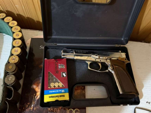 Pretresi na području Olova i Vareša, uhapšene tri osobe