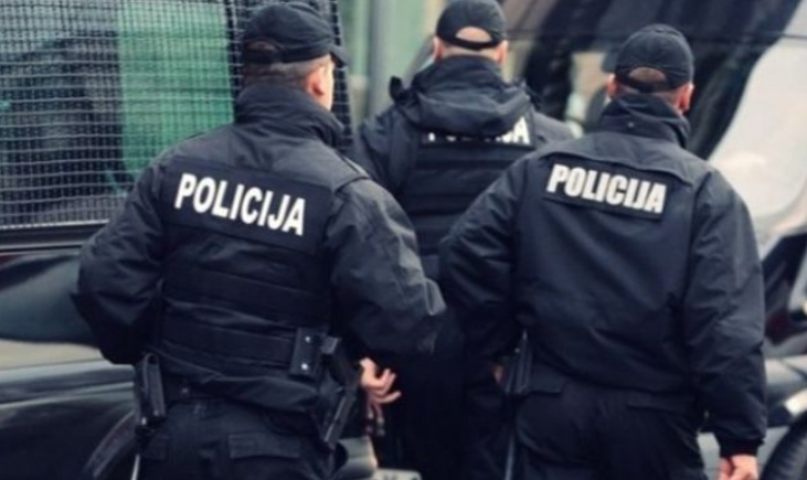 Pretresi zbog sumnje na korupciju policijskih službenika MUP-a KS