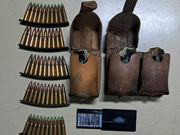 Pretresom u Prijedoru pronađene ručne bombe, municija i droga