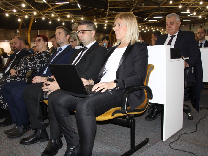 Previranja u ZDK: Traju pokušaji da se okupi nova većina?