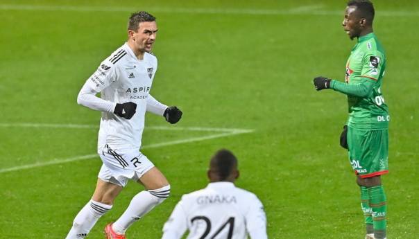 Prevljak postigao hat-trick protiv Waregema