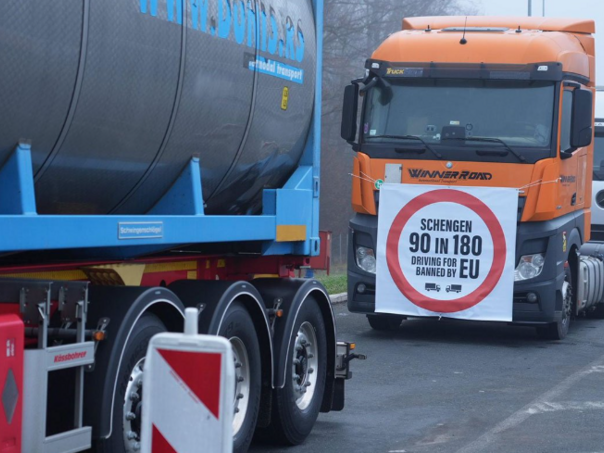 Prevoznici iz Srbije obustavljaju blokade saobraćaja na prelazima