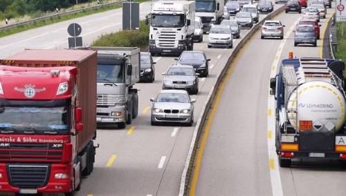 Prevoznici prijete blokadama puteva i granica