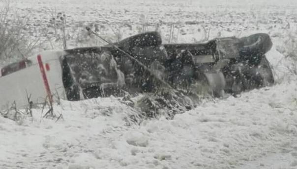 Prevrnuo se autobus s odbojkašicama u Srbiji, petero povrijeđenih