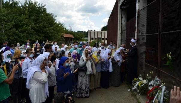 Preživjele žrtve genocida i ove godine posjetile najveća stratišta