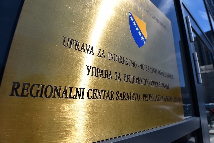 Prihodi od indirektnih poreza u BiH veći za milijardu i 194 miliona KM