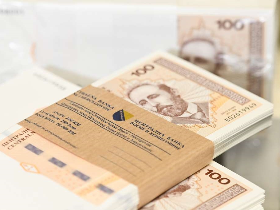 Prihodi od poreza u BiH premašili 4,9 milijardi KM za pet mjeseci