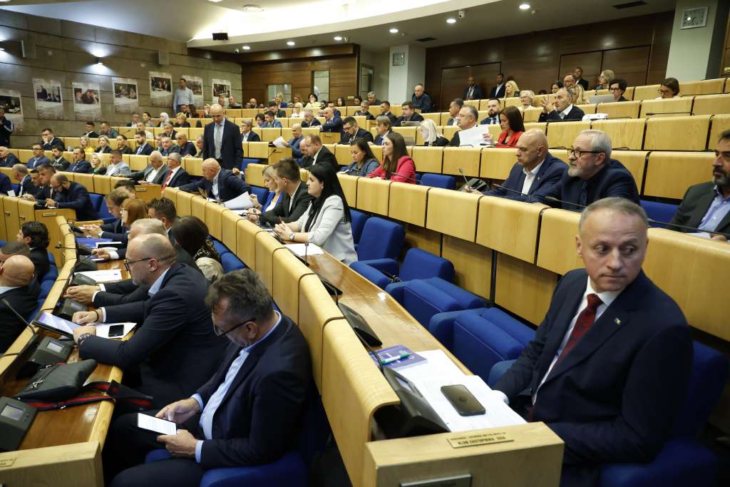 Prihvaćen Prijedlog zakona o ujednačavanju penzija ostvarenih po Zakonu o službi u oružanim snagama