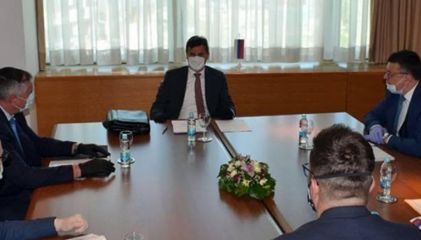 Prihvaćena inicijativa FBiH za podršku domaćoj privredi i firmama