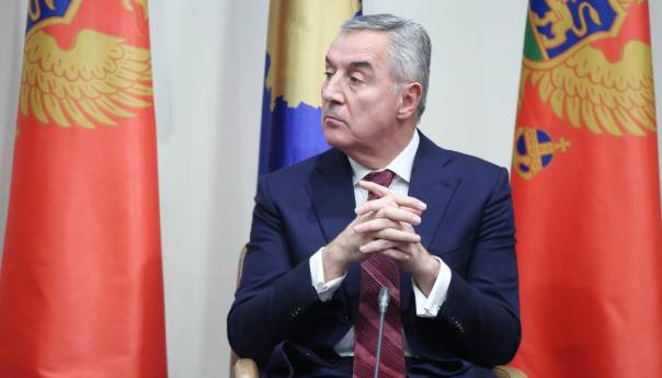 Prihvaćena ostavka: Đukanović više nije predsjednik DPS-a