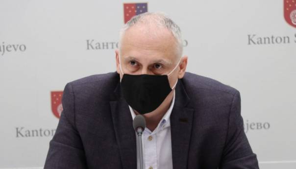 Prijave za vakcinaciju u KS izazvale revolt građana