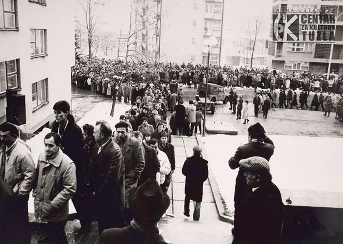 Prije 40 godina preminuo Ismet Mujezinović: Obogatio kulturnu i intelektualnu klimu Tuzle i BiH