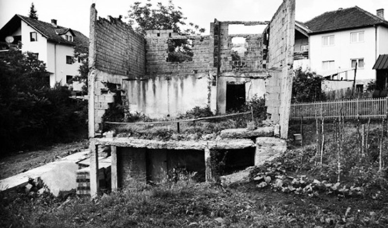 Prije tačno 29 godina na lomači spaljeno 70 Bošnjaka u Višegradu