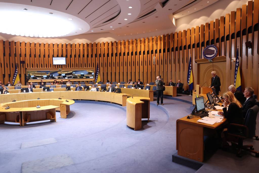 Prijedlog o nultoj stopi PDV-a udar na državu, potrebna rasprava o raspodjeli!