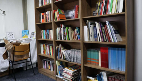 Prijedlozi za nove srpske riječi: 'Zrčak' je selfi, a bot 'nesvoj'