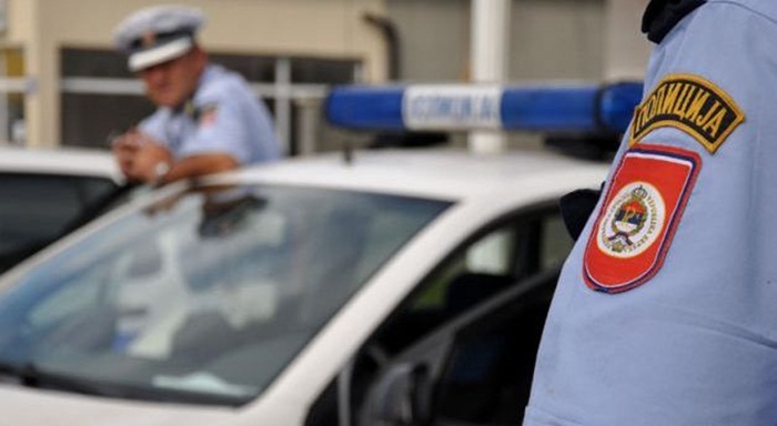 Prijedorski policajci spasili iz požara osamdesetogodišnjeg muškarca