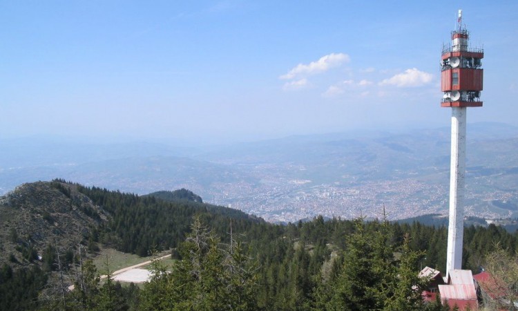 Prijepodne pretežno oblačno, poslijepodne smanjenje oblačnosti
