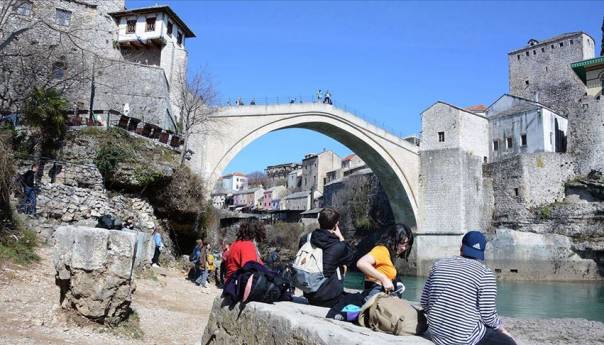 Prijepodne u BiH bilo pretežno sunčano, Mostar i Zenica najtopliji