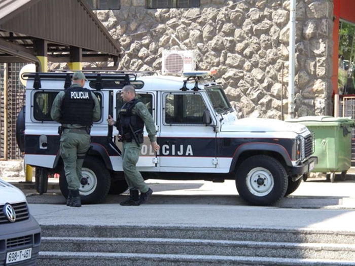 Prijetio policajcima bombom i dobio četiri mjeseca zatvora
