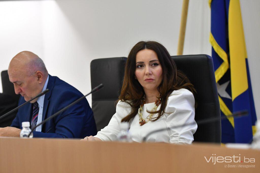 Prijetnje članovima CIK-a uoči odluke o Dodiku, OSCE alarmiran