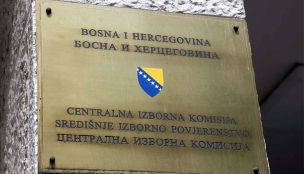 Prijevremeni izbori 2023. godine – prijave 76 osoba ne ispunjavaju uvjete za glasanje izvan BiH