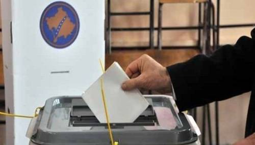 Prijevremeni izbori na Kosovu: Nova generacija političara protiv stare garde