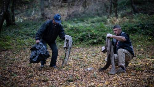 Prikupljanje ličnih predmeta žrtava genocida u Srebrenici