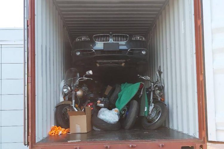Prilikom kontrole vozila oduzeta roba u vrijednosti 66.000 KM