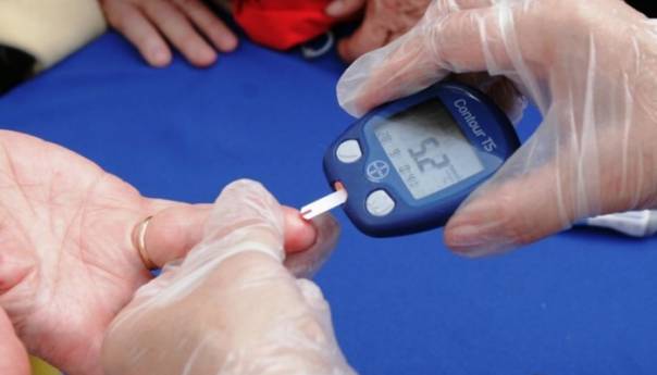 Prim.dr. Mujić: Opasno je ako korona dođe do osobe s dijabetesom