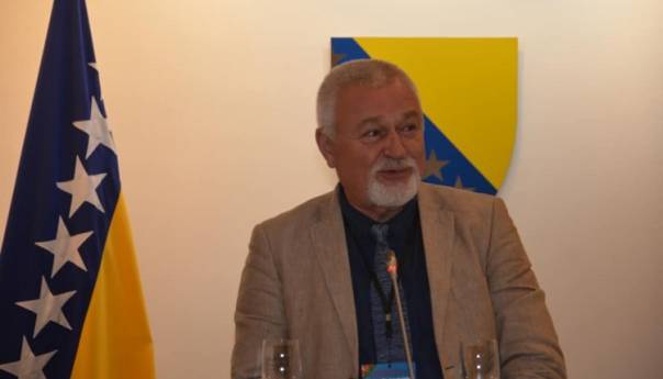 Primjer reafirmacije državno-pravnog ustrojstva stare evropske države