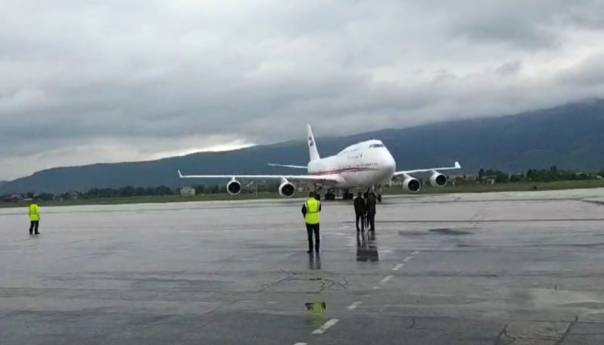 Primopredaja donacije Republike Koreje na sarajevskom aerodromu