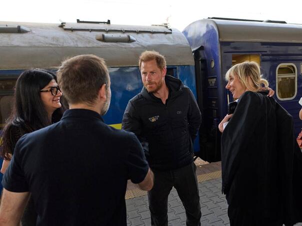 Princ Harry u iznenadnoj posjeti Ukrajini, želi pomoći ranjenim vojnicima