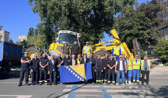 Pripadnici civilne zaštite KS s mehanizacijom učestvuju u pomoći Sloveniji