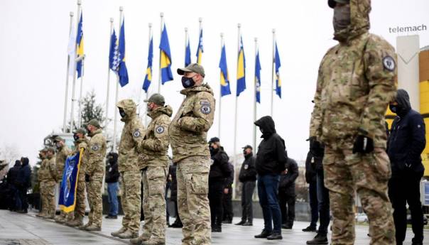Pripadnici policijskih agencija protestvovali ispred zgrade Institucija BiH