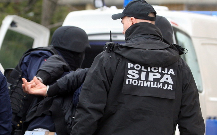 Pripadnici SIPA-e lišili slobode pet osoba i zaplijenili drogu