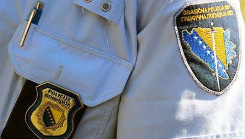 Pripadnik Granične policije BiH pokušao prokrijumčariti državljanina Crne Gore