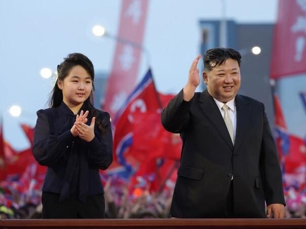 Priprema li Kim Jong-un kćerku za preuzimanje vlasti? Pratila ga u Kini